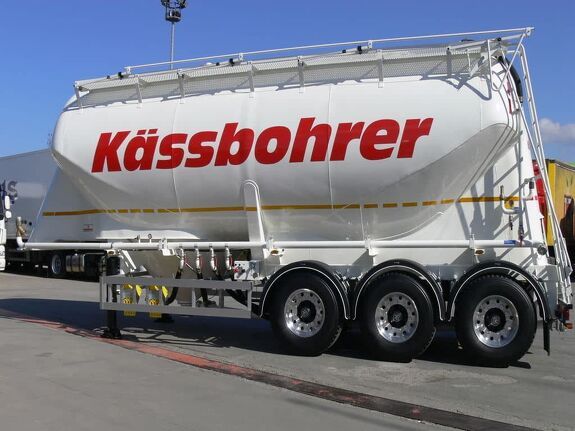 Аренда цементовоза Kassbohrer SSL35