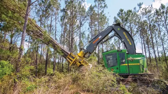 Аренда валочно-пакетирующей машины John Deere 853M