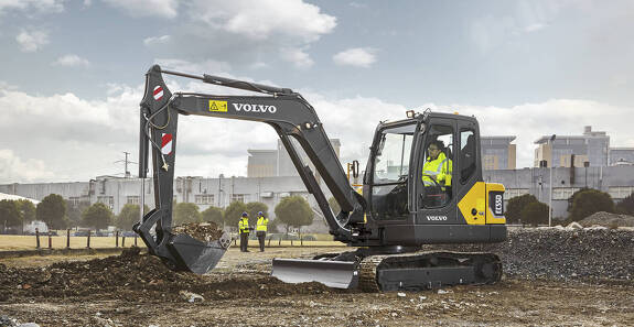 Аренда гусеничного экскаватора VOLVO EC55D