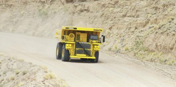 Аренда самосвала Komatsu 860E-1K