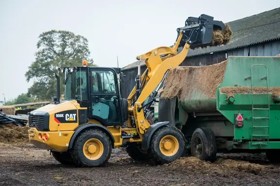 Аренда фронтального погрузчика CAT 908K