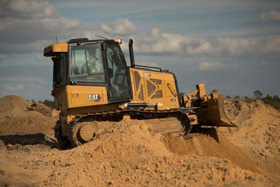 Аренда гусеничного бульдозера CAT D1